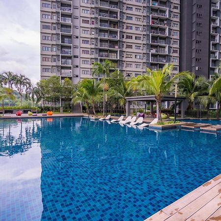 Peaceful 3-Bedroom With Pool 5 Pax - Wangsa Maju Kuala Lumpur Exteriör bild