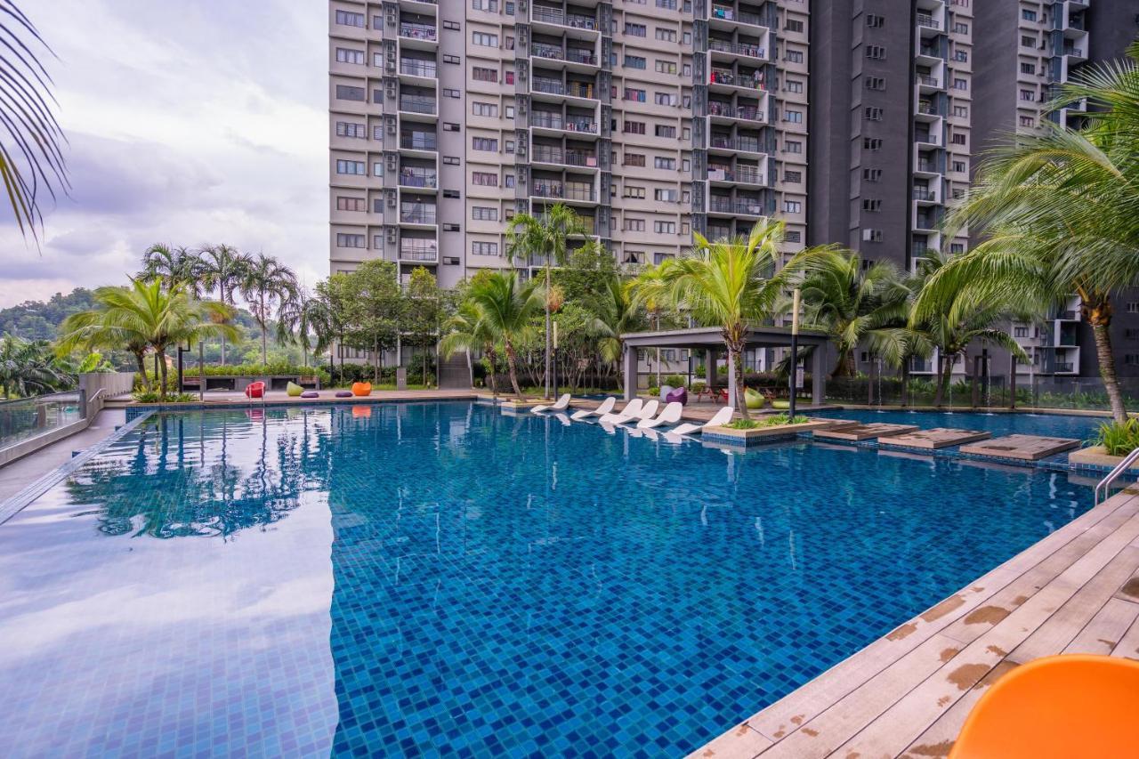 Peaceful 3-Bedroom With Pool 5 Pax - Wangsa Maju Kuala Lumpur Exteriör bild